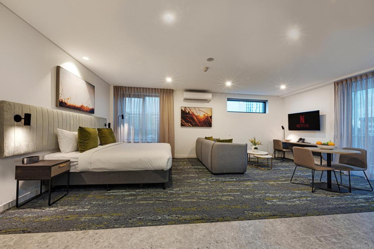 Littomore Suites Kingswood Penrith Luaran gambar